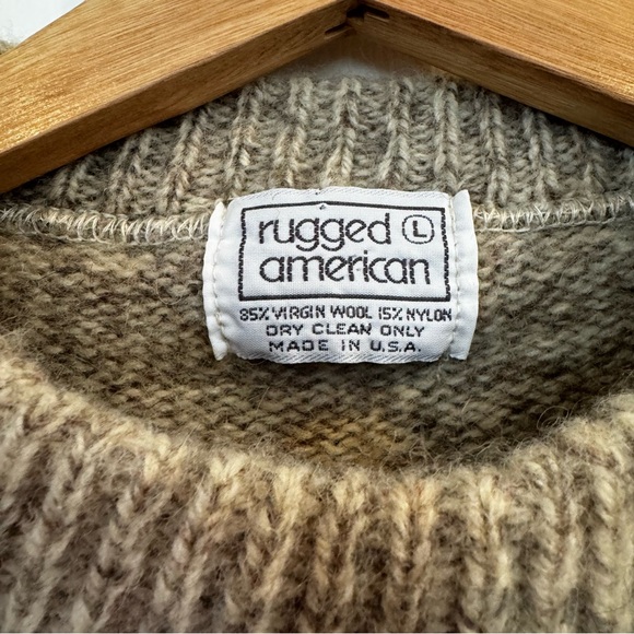 Vintage Rugged American Wool Crewneck Sweater Made USA Large See Measurements - Picture 2 of 8